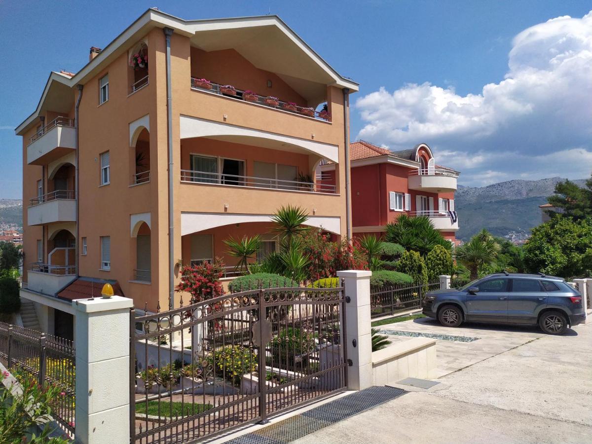 Apartmani Skejic Split Exterior photo