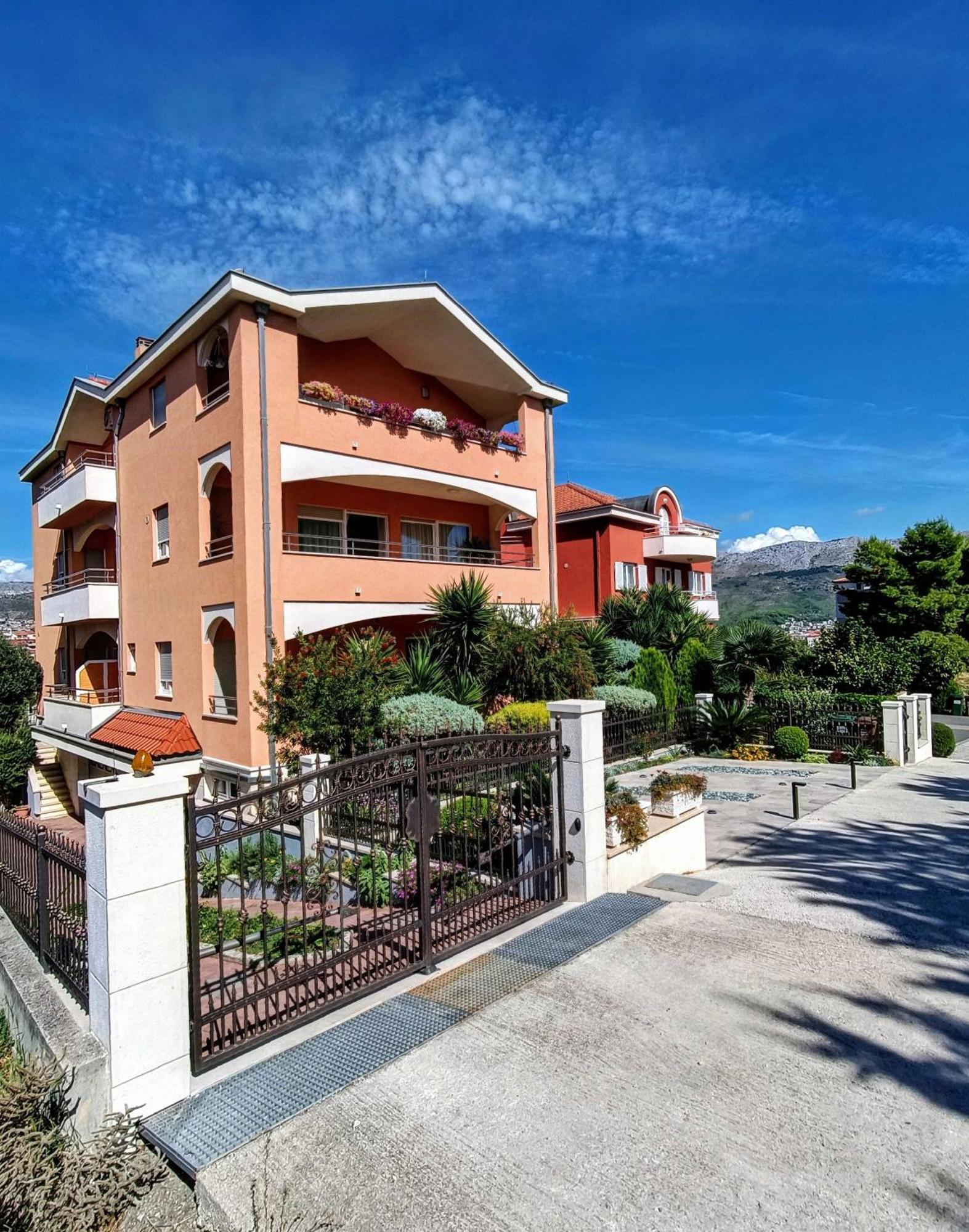 Apartmani Skejic Split Exterior photo